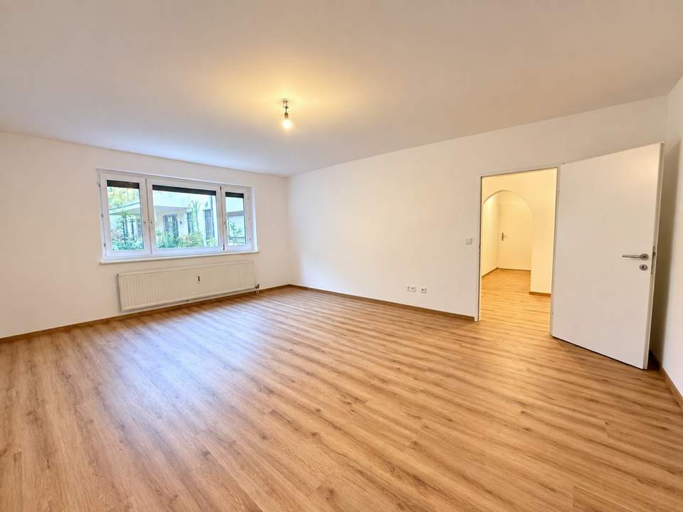 Garconniere mit Platz, super Zustand und Hofruhelage