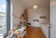 Einzigartige DG-Wohnung mit Loft-Charakter und Terrassen (rd. 165m²) inkl. atemberaubendem Fernblick