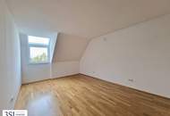 Ruhe & Weitblick: 2 Zimmer im Dachgeschoß