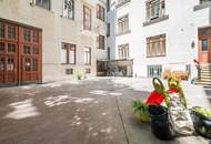 Ruhiger 3-Zimmer-Altbau in Hoflage bei Burggasse!