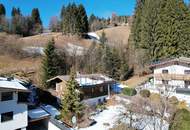 Altbestand auf großem Grundstück in Hanglage