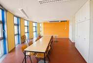 Betriebsliegenschaft mit Hallen und Bürogebäude in Sierndorf bei Stockerau