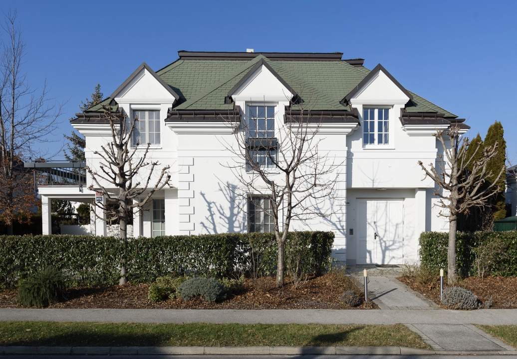 Gelegenheit direkt vom Eigentümer - schöne Villa in Fontana (Provisionsfrei)