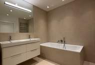 Nähe Urania! Perfekt aufgeteilte 4-Zimmer DG-Wohnung mit Balkon, 1030!