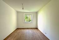 Erstbezug nach Sanierung: 3 Zimmer Wohnung mit Balkon und Garage
