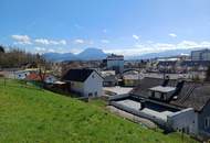 Sonnige Hanglage mit schönem Gebirgs- und Fernblick!