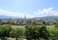 großzügige 5 Zimmer Wohnung mit Balkon und toller Aussicht