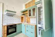 3 Zimmer Altbau-Wohnung am Stadtpark // mit Galerie sowie begehbarer Garderobe