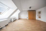 Ruhige Dachgeschosswohnung mit Lift und hofseitiger Ausrichtung im 16. Bezirk