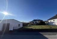 Haus in Grünruhelage mit offener Terrasse, Balkon und Garage