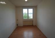 Gemütliche Wohnung mit Loggia, Kellerabteil und Mietparkplatz