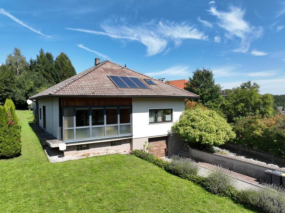 Besichtigungstag 11. September, nur mit Voranmeldung möglich!- Mehrfamilienhaus mit großzügigen Garten