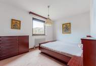 Lichtdurchflutete Maisonette-Wohnung mit 2 Loggien