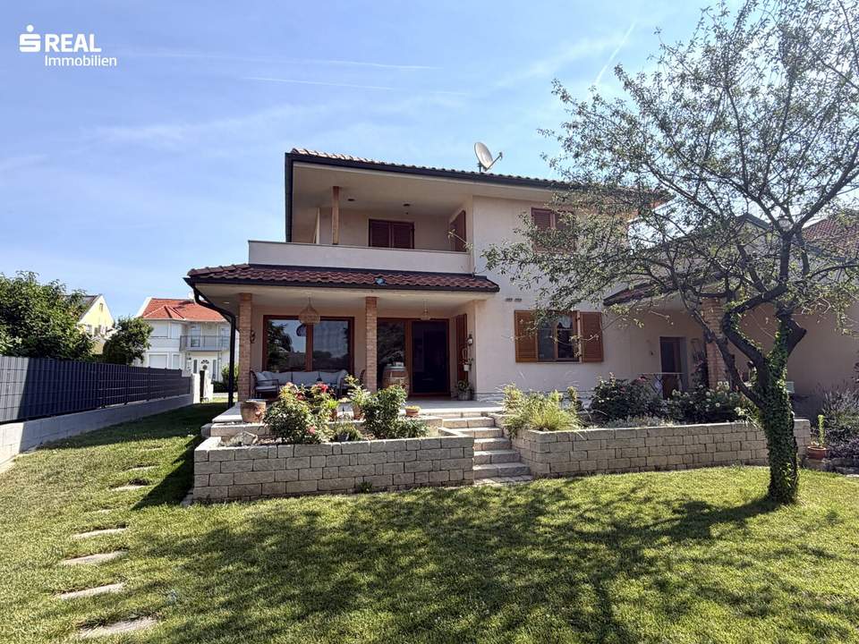 Mediterranes Wohnambiente in Top Lage in Neusiedl am See - Exklusives Wohnen mit Stil, Komfort und Lebensqualität - mit Dichtbetonkeller!