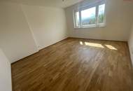 ERSTBEZUG nach Sanierung- Single Wohnung am südseitigen Sonnenhang!