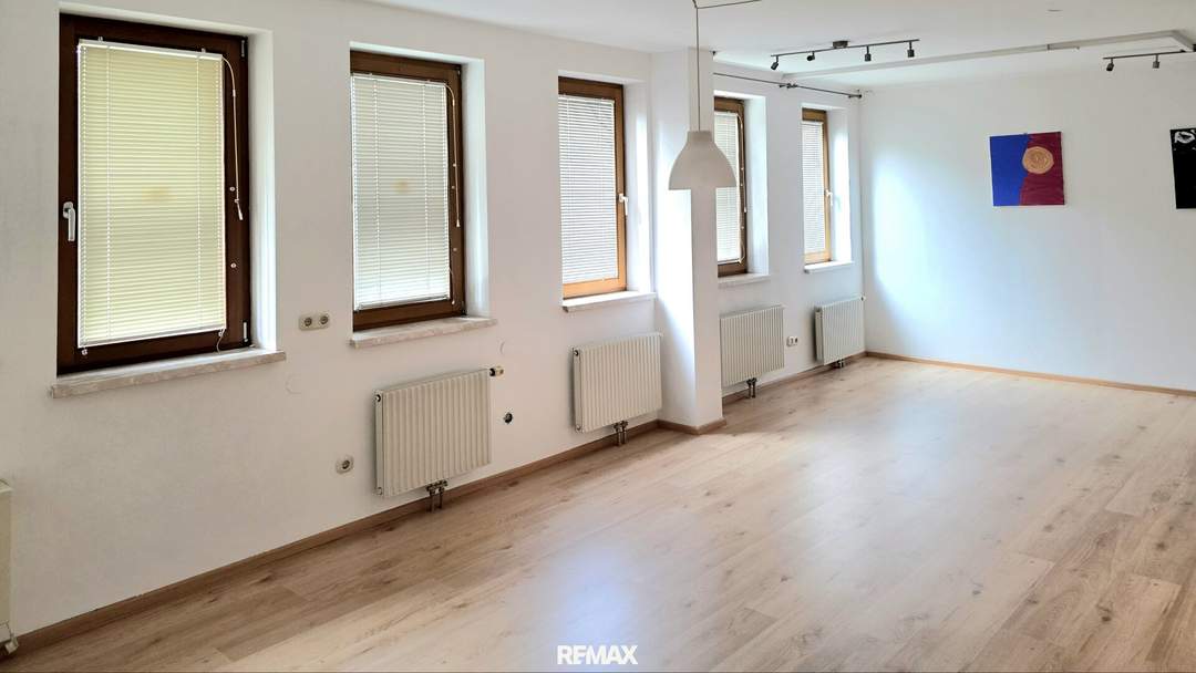 RODAUN - große Maisonettewohnung