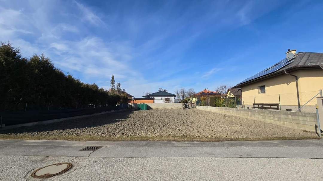 Perfekter Platz für Ihr Traumhaus im Grünen, nahe Wien