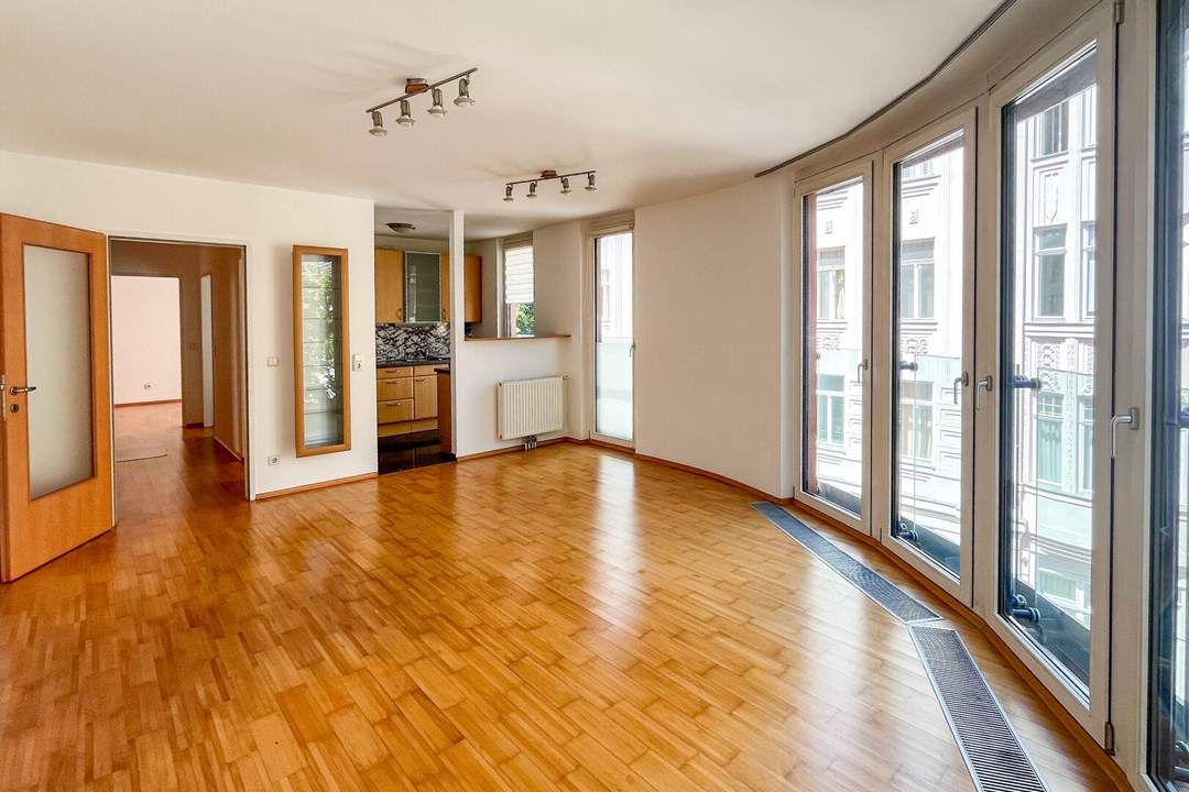 Helle 2-Zimmer mit optionalem Garagenplatz, Gemeinschaftsdachterrasse und U3-Nähe
