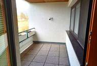 Ruhige 4-Zimmer Wohnung mit Loggia!