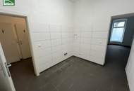 Geschäftslokal mit Adaptierungsbedarf im Erdgeschoss in Top Lage Nähe Vorgartenmarkt. Fläche erweiterbar. Leerstehend. - WOHNTRAUM