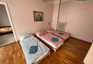 Renovierungsbedürftiges Einfamilienhaus im Zentrum von Knittelfeld mit Carports und Doppelgarage