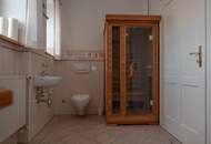 Traumhafte Altbauvilla mit Einliegerwohnung und großem Garten in Badennähe