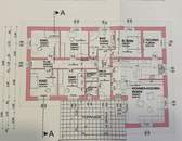 Großzügiges &amp; exklusives Familienhaus auf einer Ebene mit Garten und Nebengebäude