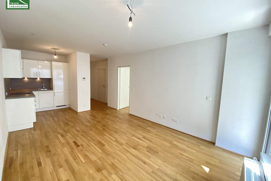 Moderne Wohnung in Hofruhelage mit großem Balkon an der Prager Straße! Straßenbahn, S-Bahn und viele Geschäfte in der Umgebung!, Wohnung-miete, 835,00,€, 1210 Wien 21., Floridsdorf