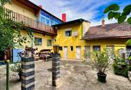 Zweifamilienhaus mit Charme – Top-saniert mit Garten & Pool