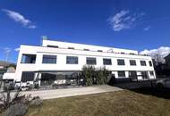 "Wohnung mit Terrasse und Parkplatz"