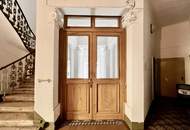 Renovierungsbedürftige Garçonnière in klassischem Gründerzeithaus in U-Bahn-Nähe