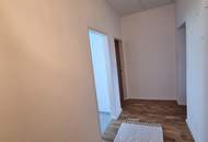 LIEBEVOLLER BUNGALOW MIT GEPFLEGTEM GARTEN IN TRAUMHAFTER RUHELAGE