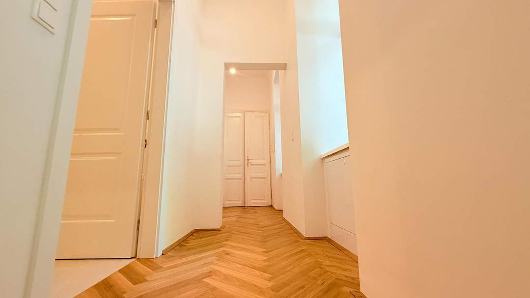 Modernes Wohnambiente mit Balkon – attraktive Altbauwohnung nahe dem Augarten