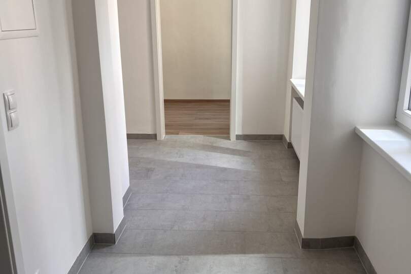 GENERALSANIERTE 2-ZIMMER-ALTBAU *ERSTBEZUG NACH KATEGORIEANHEBUNG*, Wohnung-miete, 880,50,€, 1170 Wien 17., Hernals