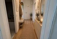 Sehr einladende, großzügige 2-Raum-Wohnung mit Loggia! Im Stadtteil Niedernhart/Spallerhof direkt neben dem Vital- und Einkaufszentrum Muldenstraße!