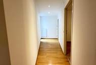 EG-Wohnung mit GARTENTERRASSE! Hofseitig und ruhig!!!! Top-Infrastruktur!!!