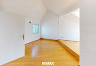 1-Zimmer-DG-Wohnung mit hofseitiger Terrasse direkt auf der Währinger Straße