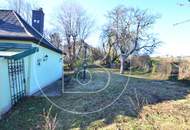 Schöner Baugrund in zentraler Lage mit Altbestandsobjekt!