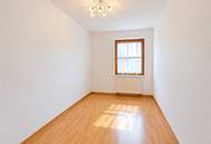 Helle, gepflegte 4-Zimmer-Eigentumswohnung mit Loggia nahe Lindetwald