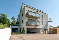 "Kaminfeuer trifft Gartentraum: Topmoderne Gartenwohnung im Wienerwald"