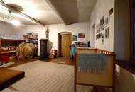 Historischer Dreiseithof in Weißenalbern mit Nebengebäuden und Entwicklungspotenzial