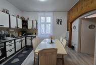 "6 Wohnungen plus Restaurant in bester Lage von St. Leonhard"