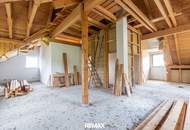 Panoramalage über den Dächern von Oberafiesl – Großzügiges Zweifamilienhaus mit viel Ausbaupotenzial