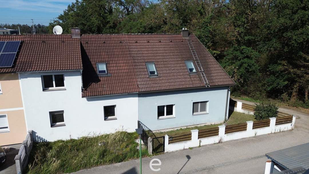 Wohnhaus mit viel Potential, Garten & Pool in Wels-Maxlheid