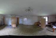 Renovierungsbedürftiges Einfamilienhaus in traumhafter Aussichtslage mit sonnigem Grundstück