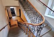 WOW! Lichtdurchflutete Traumwohnung mit hofseitiger Terrasse! Neues Lebensgefühl im Dachgeschoss mit perfekter Raumaufteilung + Kamin + Ideale öffentliche Anbindung! Jetzt zugreifen!