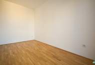 UMS ECK 51 – Schöne 2-Zimmer-Wohnung mit Balkon