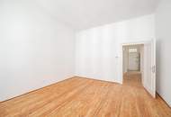 RARITÄT IM ALTHANVIERTEL 5-Zimmer-Altbauwohnung mit großer Terrasse