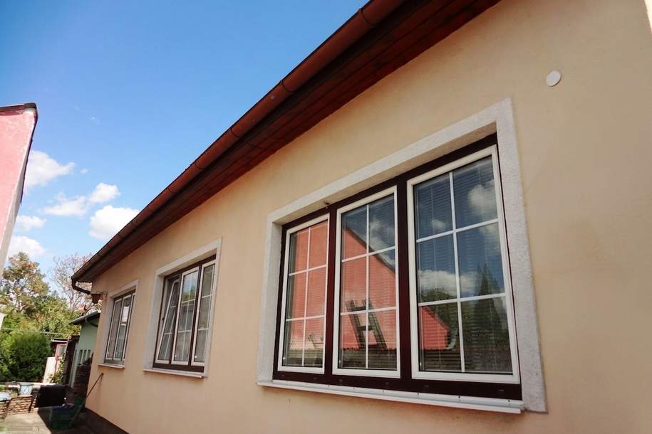 Streckhof mit Entwicklungspotential! Nebengebäuden und Innenhof mit Zufahrt von Rückwärts!, Haus-kauf, 240.000,€, 2401 Bruck an der Leitha