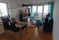 Neubauwohnung in begehrter Lage: herrliche Aussicht im letzten Stockwerk und bequem mit Lift erreichbar! Sonniger Balkon - hoher Wohlfühlfaktor!